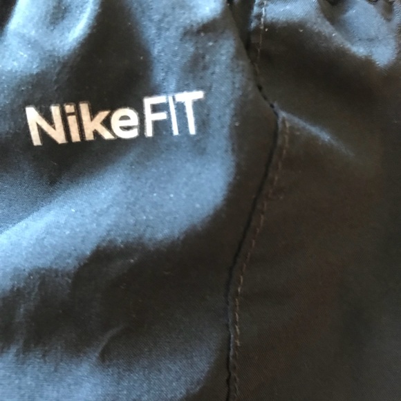 Nike Dri Fit Women’s Running Shorts - Picture 3 of 4